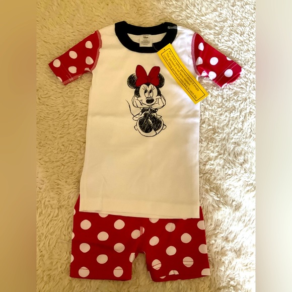Hanna Andersson Other - NWT Hanna Andersson Minnie Mouse 2 pc PJ Short Set in Size 5/110cm.